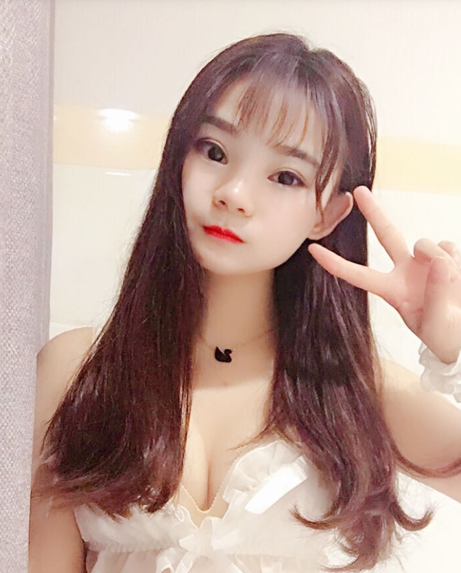 爆艹相城极品00后又嫩又紧